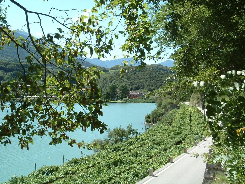 Hotel Due Laghi Padergnone Ngoại thất bức ảnh