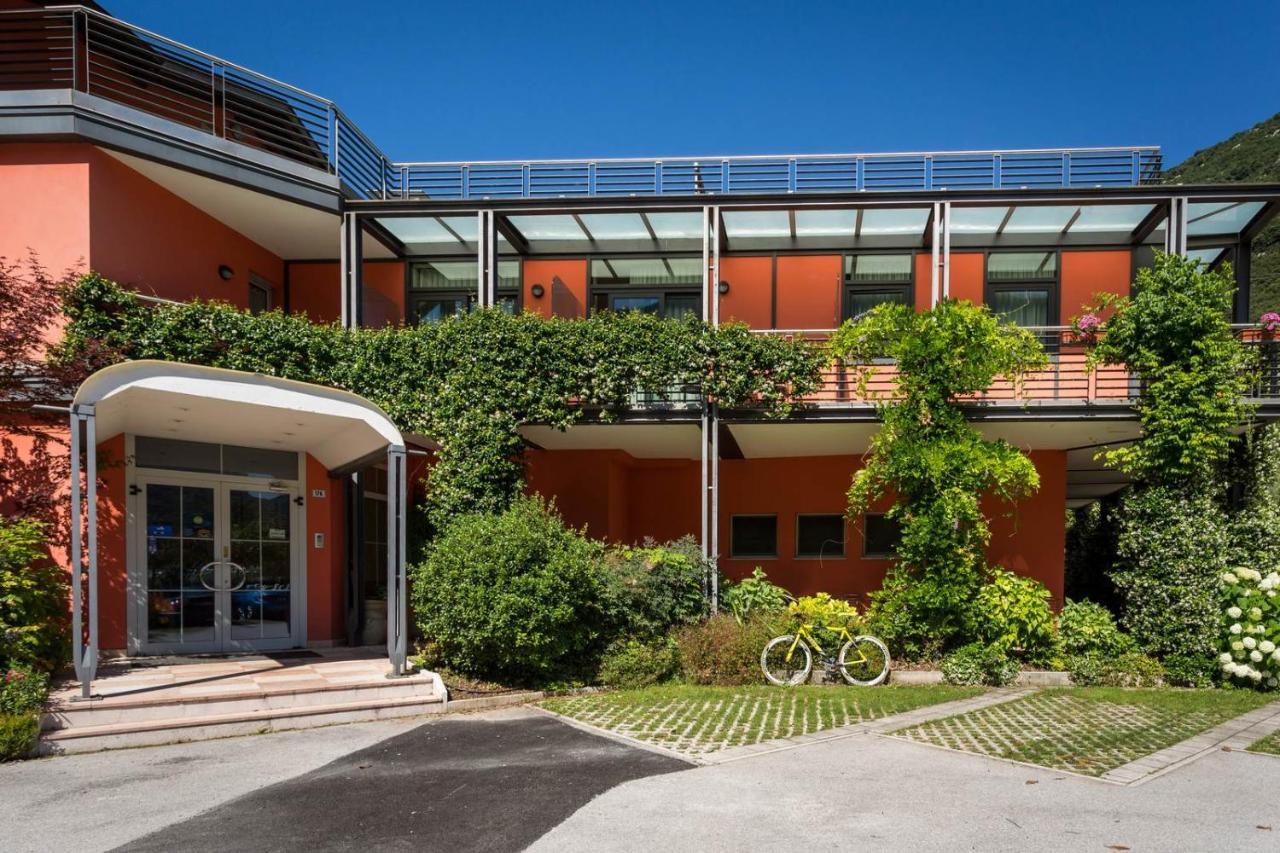 Hotel Due Laghi Padergnone Ngoại thất bức ảnh